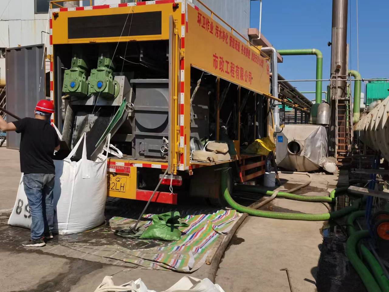 永州淤泥压干处理